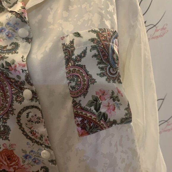 IMPRESSIONS. Size 1X. Long Chiffon Sleeves w Cuffs. Button Up Shirt. B79. - Picture 3 of 6